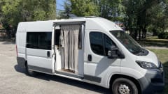 Vangogh – Unique van !!