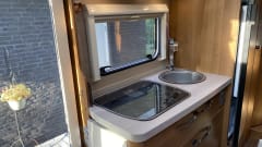 Beauty  – 2p Knaus semi-integrated uit 2026