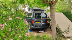 Volkswagen t5 campervan 
