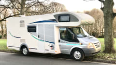 Super Flash – 6 berth Chausson Flash 03 2013