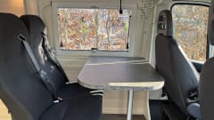 Meijpol bus – Bus camper with lifting roof 