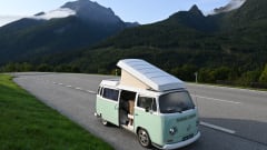 Ons Busje – Classic retro VW T2 vintage car with a modern twist (VW T2a/b from 1972)