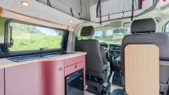 Benny – 4-seater Volkswagen T6.1 campervan from 2021