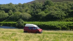 "Thermos" – Camper VW T4 - *Assicurazione, trasferimenti aeroportuali e biancheria da letto inclusi* 