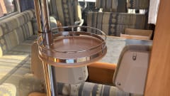 Heerlijk familie camper met grote zithoek  – 5er Hymer integriert ab 1998