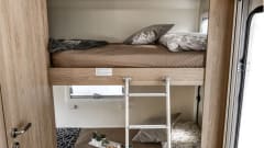 Lewis – New 2026 Roller Team 6 Berth off-grid Motorhome