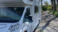 LMC A 651 G alcove 6 persons