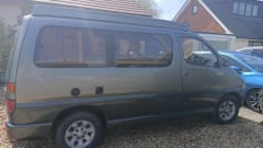 Dallas – 5 berth Toyota campervan from 1995