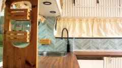 Bybohemies Nona  – Bybohemies: 'Nona' off-grid surf & city VW (compact and complete) 