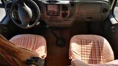 Laika x700  – Super accessorized attic camper