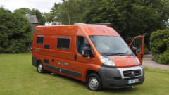 Betsy – Wildax Constellation Luxury 2/3 Berth