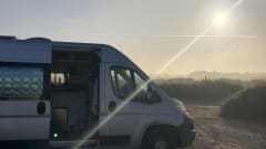 Juan de Jumper – Characteristic self-built camper for rent