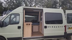 Betty Boxer – 3 berth Peugeot campervan from 2003