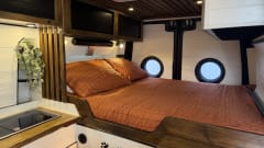 LaBrum – Mercedes-Benz Wohnmobil mit 3 Schlafplätzen ab Baujahr 2015