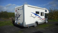 EASY 9 MOTORHOME HIRE JUST TURN UP AND GO