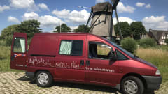 Rooie Sien – compact mini motorhome
