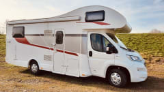 DAFFY – Nice family camper alcove 5 seats and 6 sleeping places