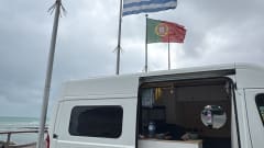 The van  – Gezellig en sfeervolle ombouw bus 