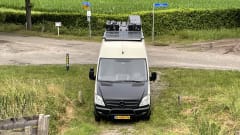 Mercedes-Benz Sprinter Adventure Camper 4 Personen
