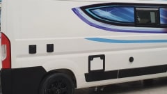 RENTACAMPA  – 2 BERTH FULLY SELF CONTAINED CAMPERVAN WITH TOILET AND SHOWER 