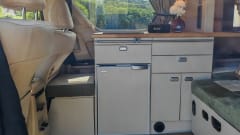 Leo – Toyota Alphard Hybrid Automatic Campervan 