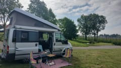 Adventurous Ford Nugget camper van with pop-up roof (4 persons)
