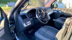 Multivanspecial – 4-seater Volkswagen bus from 2013
