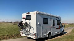 Droom op wielen! – Luxury family camper with very large living space