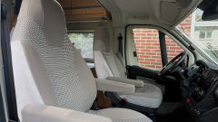 Buckies Travel House – Autobus Fiat a 2 posti dal 2026