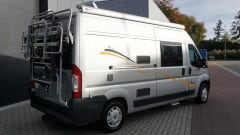 2p Sun Living bus uit 2009