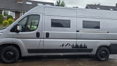 Dusty – Citroën Relay Wohnmobil mit 4 Schlafplätzen ab 2021