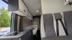Bus McLouis 2 places à partir de 2026