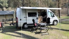 Campy – Weekendtarief| Comfortabele Roller Team Livingstone | Vrijheid en luxe 