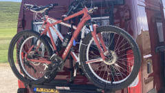 Little Red Devil  – 3p Peugeot bus uit 2020