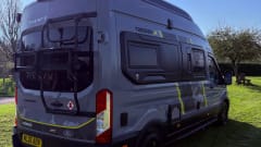 Moonlight Adventures – 4-persoons Swift campervan uit 2026