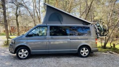 Mando – 4 berth Volkswagen Kombi t5 Long Wheel Base with 2021 conversion 