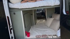 Camping-car Vauxhall Movano 2 couchages entièrement autonome, construction neuve 