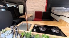 Dubbele schuifdeur en dubbele luifel – 4p Fiat L2H2 bus from 2010 suitable for off-grid