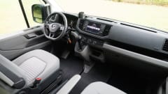 California – Volkswagen Grand California 680 - automatic, luxury camper van