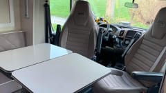 4p McLouis semi-integrated uit 2020