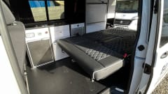 YR71KTO NOMAD LONDON – 4 Berth Nomad Camper LONDON - ROMFORD