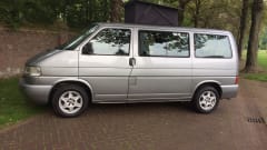 Mandala - Cozy and robust VW T4 multivan with lifting roof