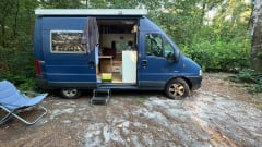 Barrie – 2p Peugeot campervan uit 2005