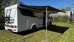 21 LMC 660 G – 22 LMC Tourer H660G 2 person Camper
