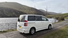 Otto – Toyota-Wohnmobil mit 2 Schlafplätzen, Baujahr 2006