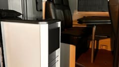 Einzigartiger 4-Personen-160-PS-Familien-Buscamper der Spitzenmarke Adria aus dem Jahr 2021