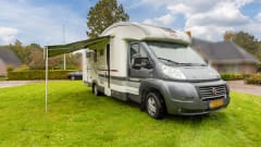 Very luxurious semi-integrated camper with a lot of comfort
