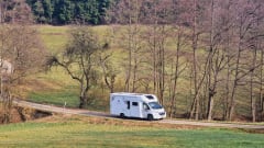  🚐 Miniclan – 🏞 4p Bavaria Nomad 2023