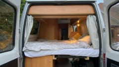 HUGO – 2p Fiat bus uit 2006