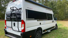 Fully Equipped Dreamer Five Camper – Sleeps 5 – Ideal for Road Trips